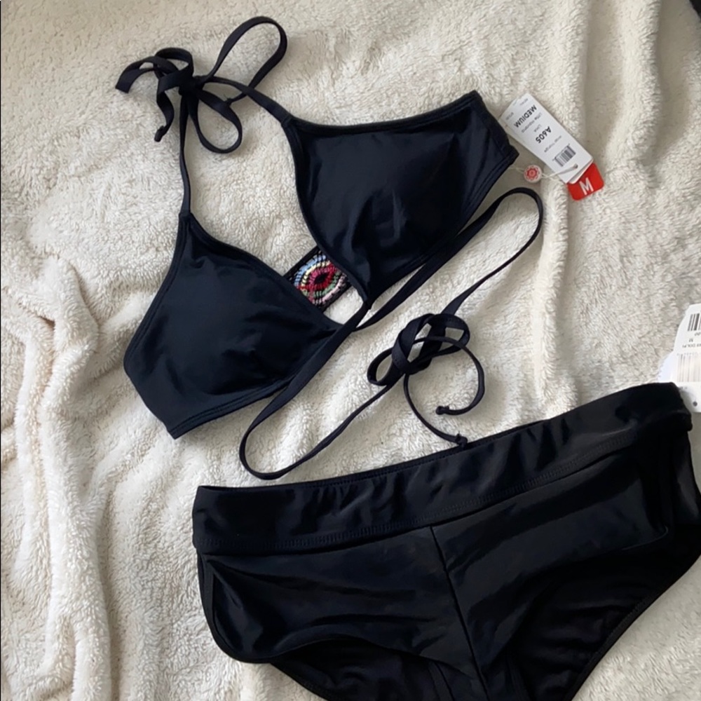 Black bikini set